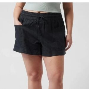 Athleta Cabo 4" black linen shorts 0
